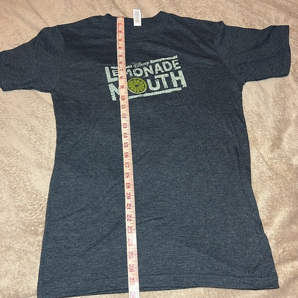 NWOT Disney’s Lemonade Mouth T-Shirt - Picture 2 of 6